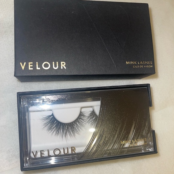 New Velour Lashes Wispy